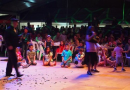 June is the Greek Glenti in Darwin